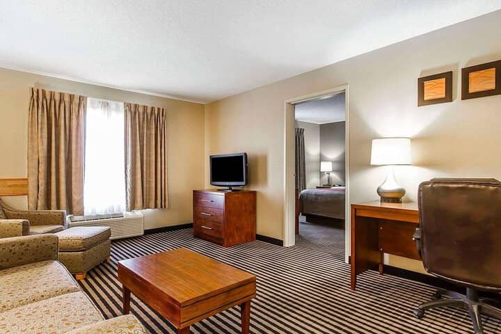 Room 34 of 57