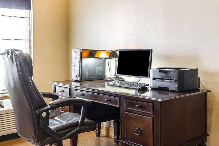 Business Center 57 of 57